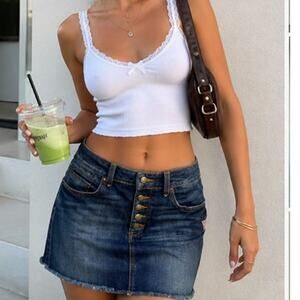 Y2K Guess Denim Mini Skirt Button Fly Frayed Hem 5 Pocket SZ 28 2000's Denim